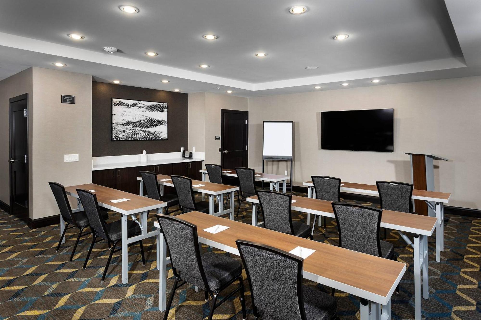 Residence Inn By Marriott Milwaukee Брукфилд Экстерьер фото